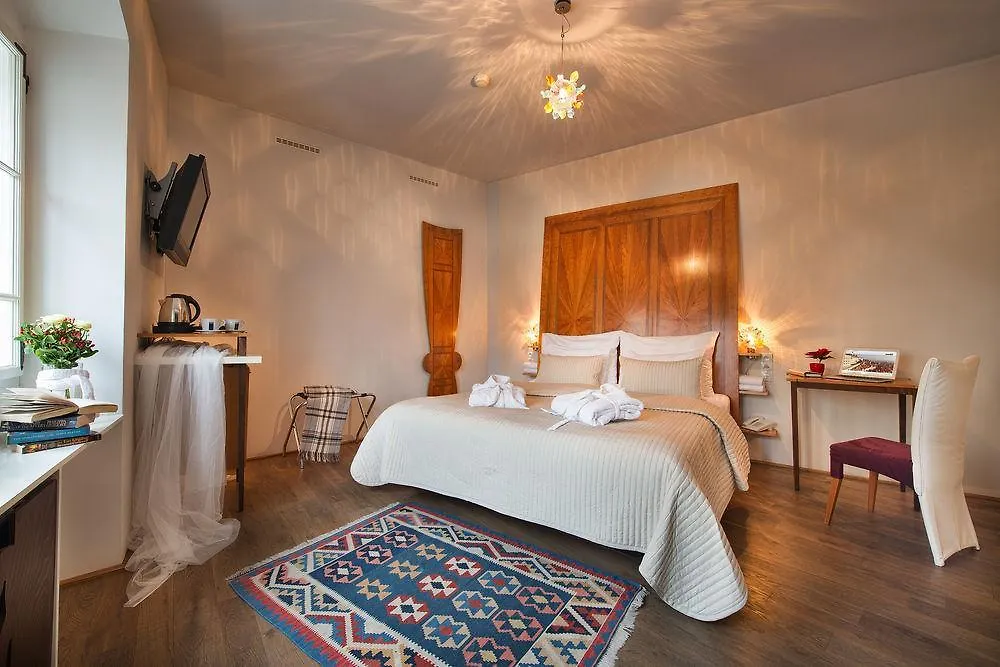 Design Hotel Neruda Praga República Checa