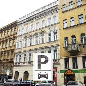 Ea Tosca Прага